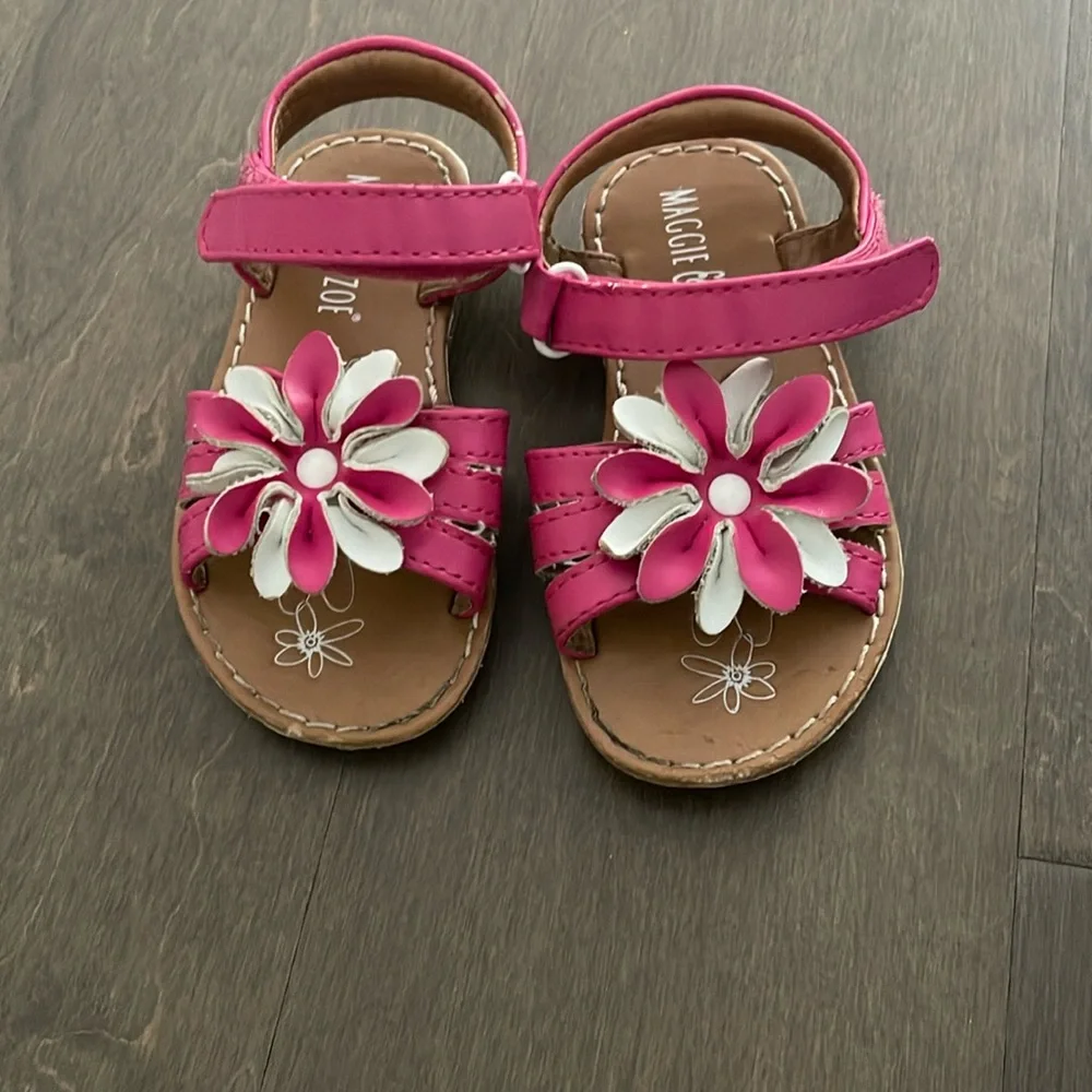Maggie&Zoe Toddler Girl Sandals Size 6 - Picture 1 of 7